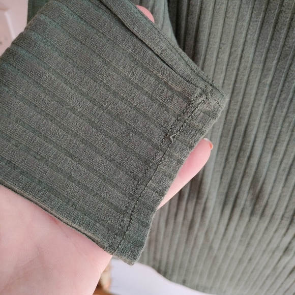 💚 Olive Boat Neck Ribbed UK Top - Picture 11 of 15